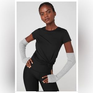NWT Alo arm warmers